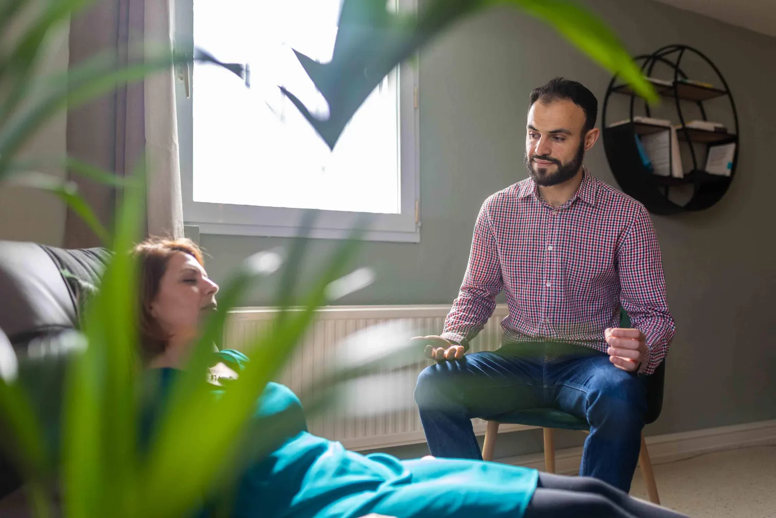 Angoisse-et-stress-hypnose-Angers-Maxime-Blanchard (1)